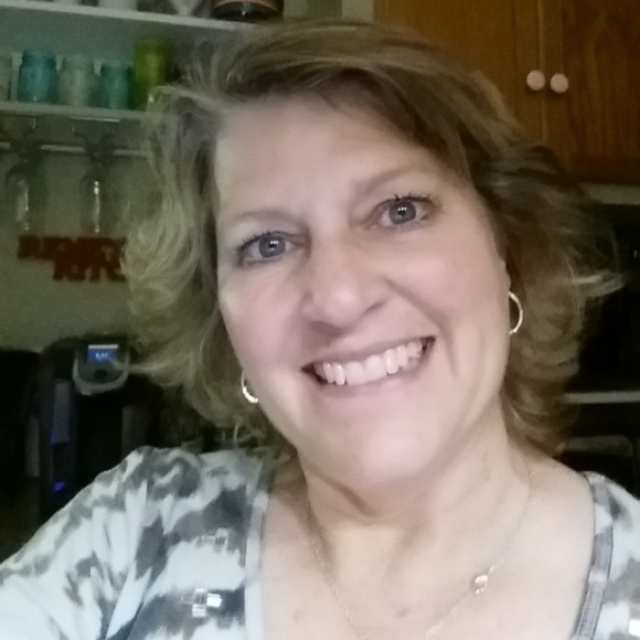 Meet your Posher, Rene - Picture 1 of 1